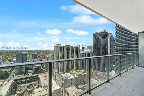 1000 Brickell Plz #3310, Miami, FL 33131