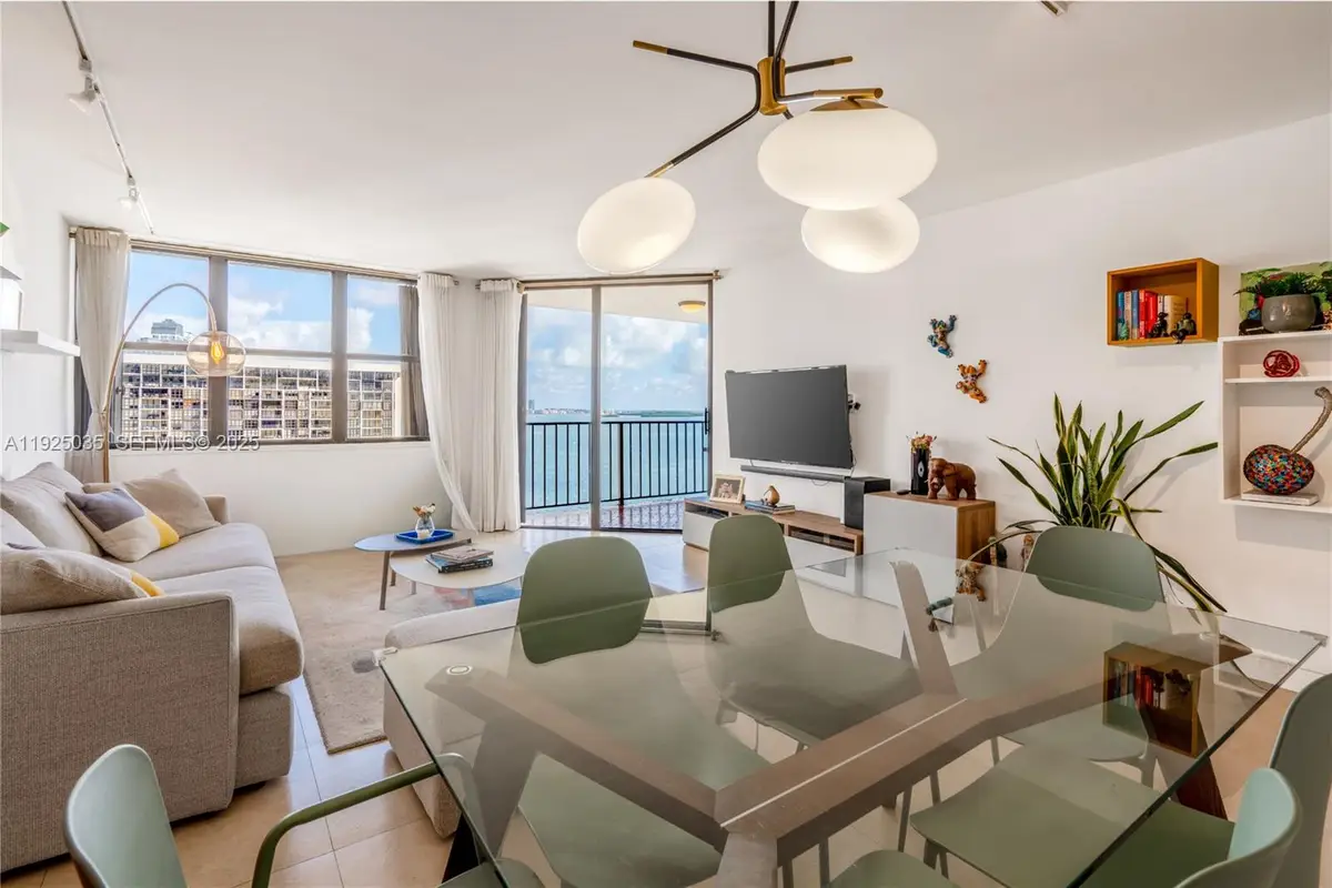 1925 Brickell Ave #D2006, Miami, FL 33129 - Image #1