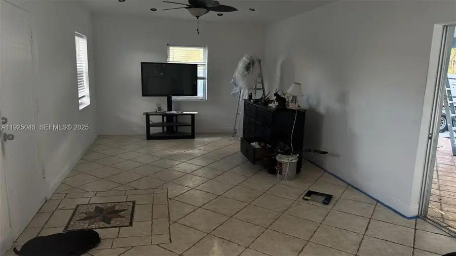 1550 SW 86th Ct, Miami, FL 33144 - Image #2