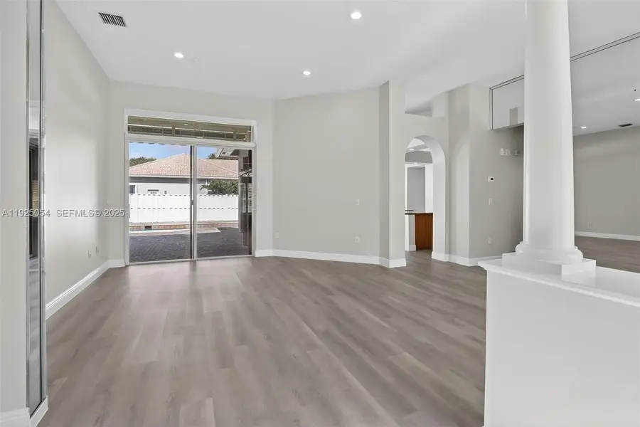 13715 NW 21st St, Pembroke Pines, FL 33028 - Image #2