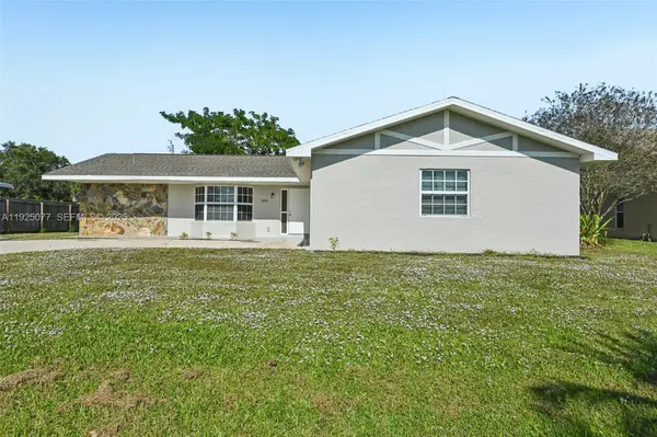 1061 SW Sudder Ave, Port St Lucie, FL 34953