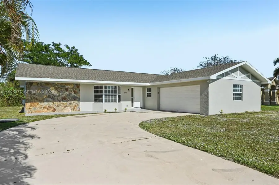 1061 SW Sudder Ave, Port Saint Lucie, FL 34953 - Image #2