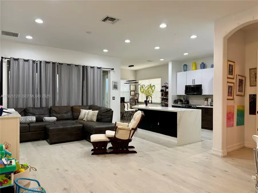 8232 NW 128th Ln #39-F, Parkland, FL 33076 - Image #2