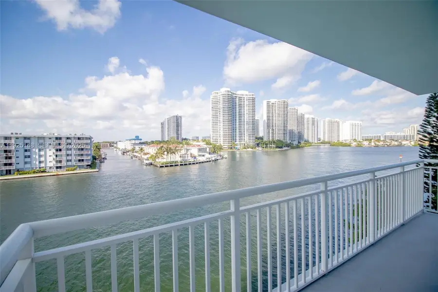 301 174th St #503, Sunny Isles Beach, FL 33160 - Image #2