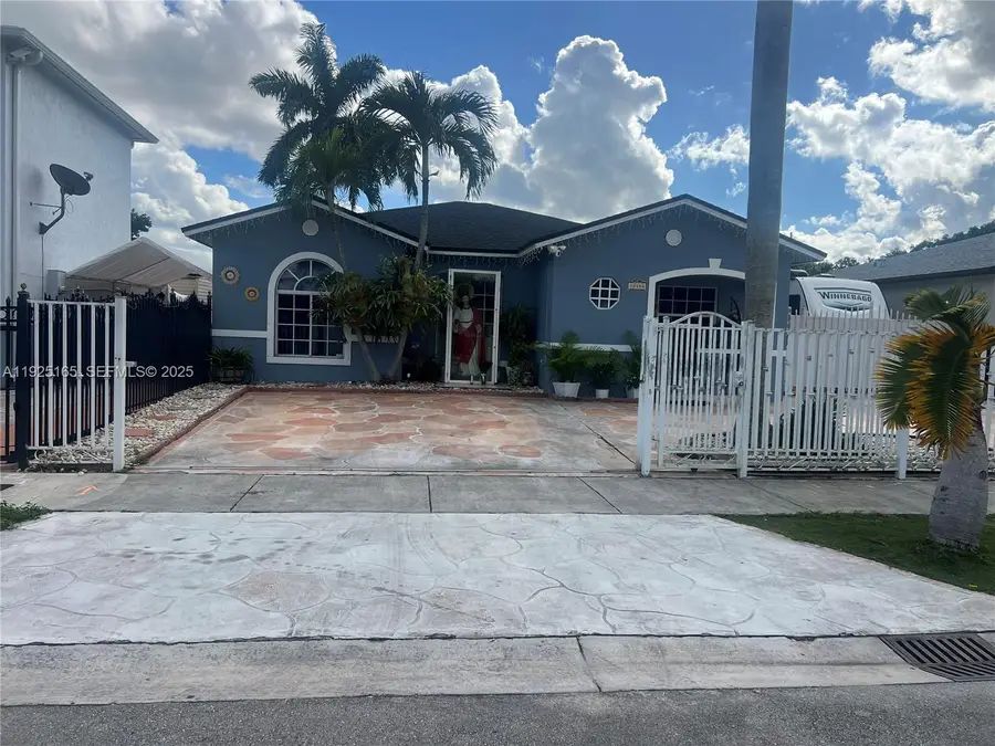 12446 SW 198th St, Miami, FL 33177 - Image #3