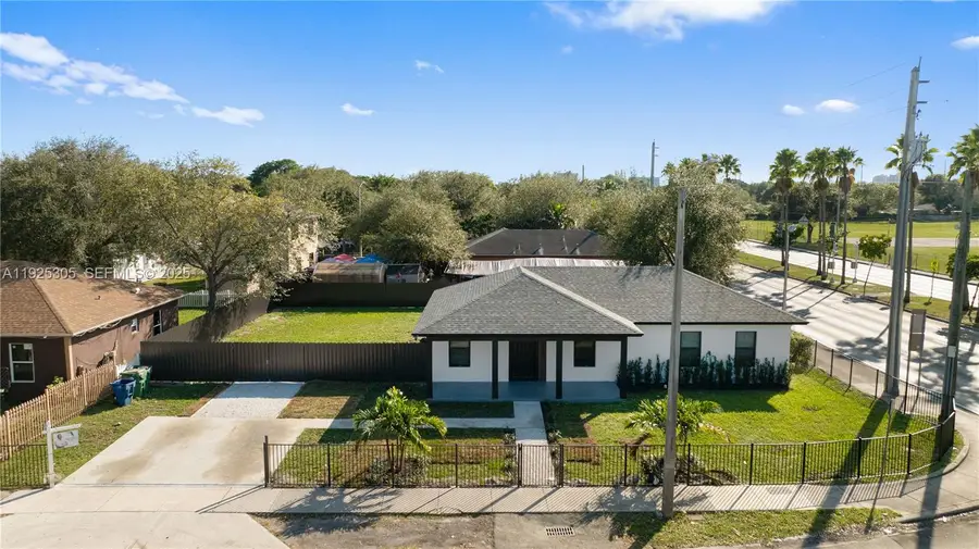 2158 NW 69th St, Miami, FL 33147 - Image #2