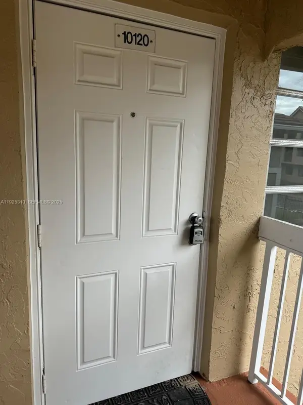 10120 Twin Lakes #11-G, Coral Springs, FL 33071