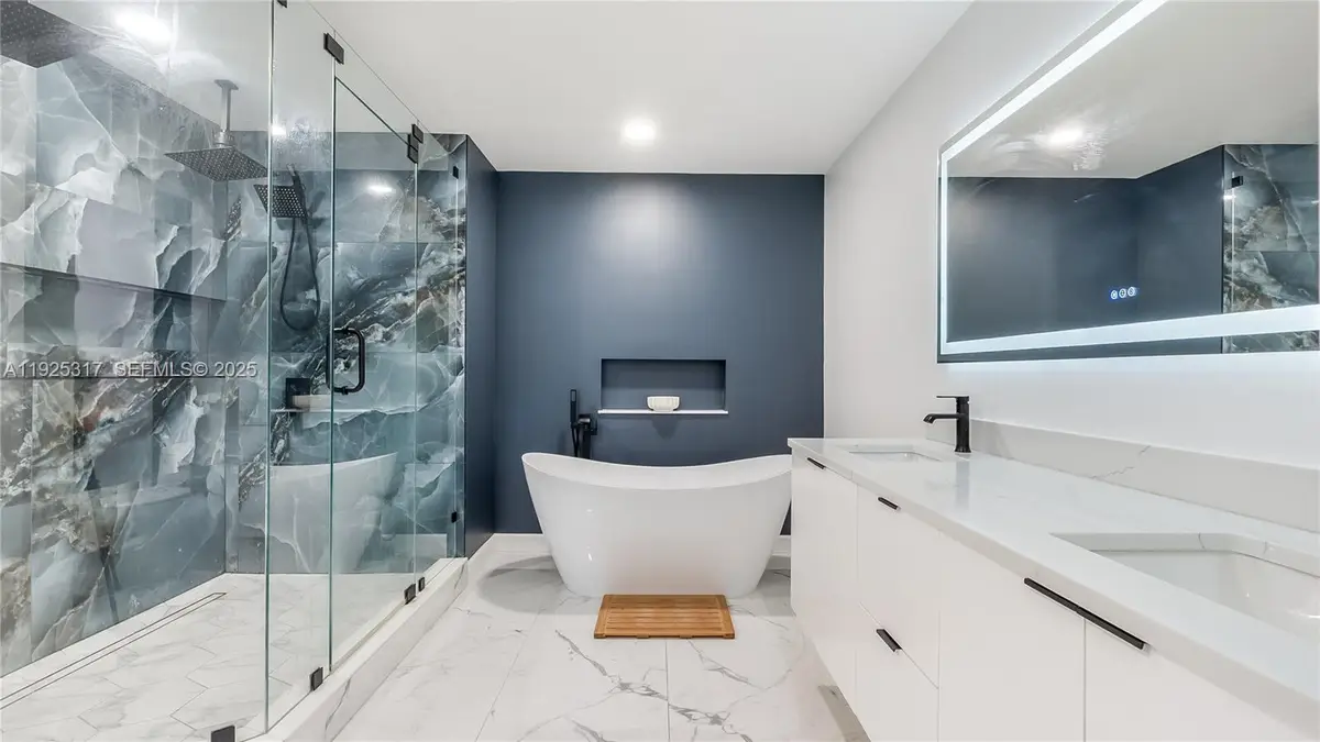 2865 Gettysburg Ln, West Palm Beach, FL 33409 - Image #1