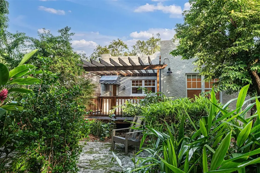 828 NW 9th Ave, Miami, FL 33136 - Image #2