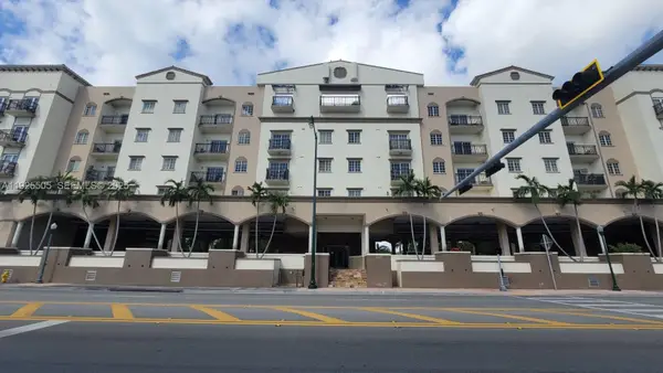 5271 SW 8th St #411, Miami, FL 33134