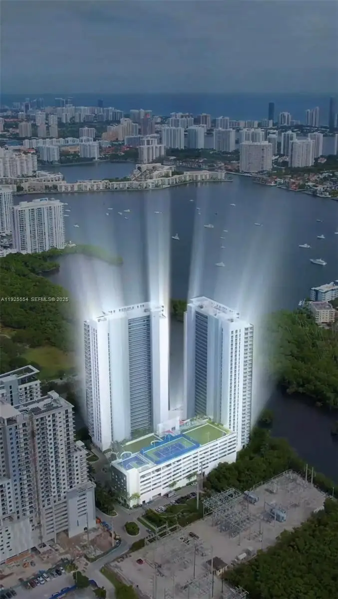 16385 Biscayne Blvd, North Miami Beach, FL 33160 - Image #1