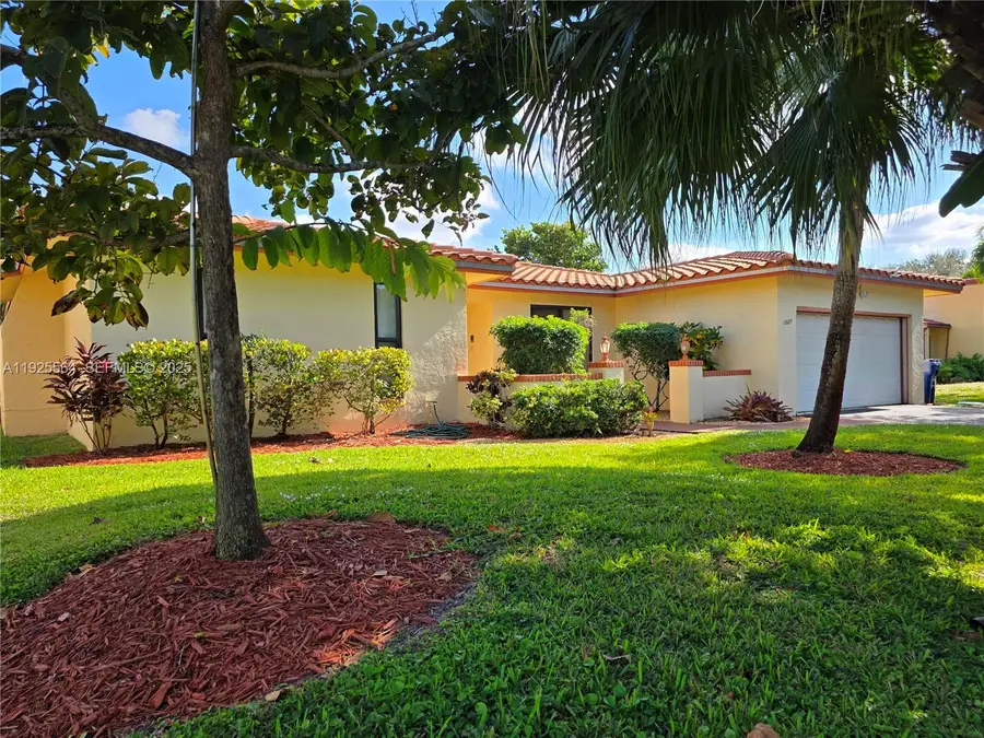 1327 NW 87th Ter, Coral Springs, FL 33071 - Image #2