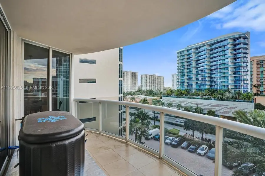 17555 Collins Ave #704, Sunny Isles Beach, FL 33160 - Image #3