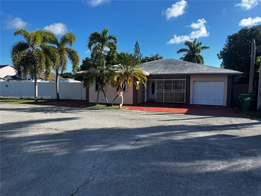 29701 SW 158th Pl, Homestead, FL 33033 - Image #2