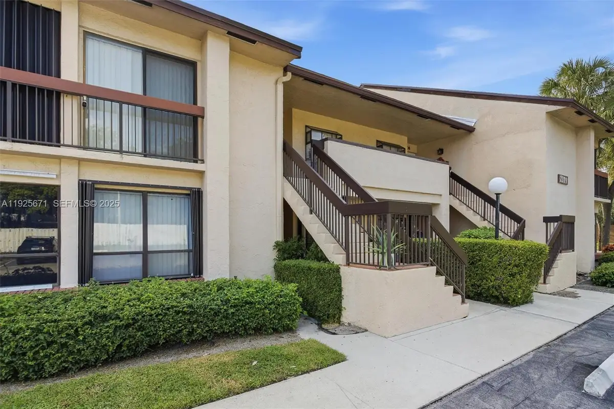 2379 SW 15th St #107, Deerfield Beach, FL 33442 - Image #1