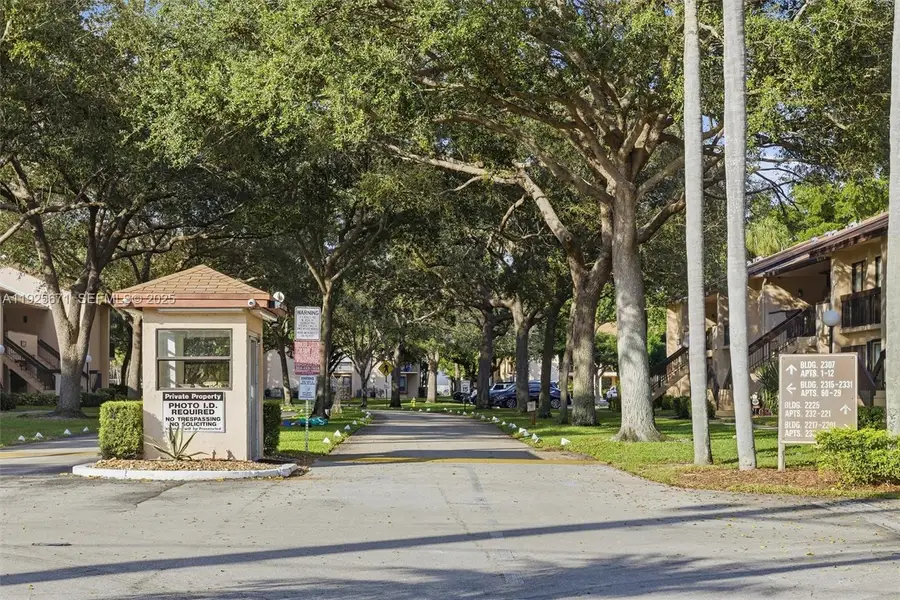 2379 SW 15th St #107, Deerfield Beach, FL 33442 - Image #3