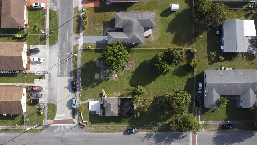 149 NW 14th Ave, Dania Beach, FL 33004 - Image #2