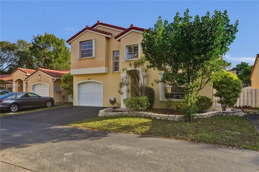 1256 NW 125th Ter, Sunrise, FL 33323 - Image #2