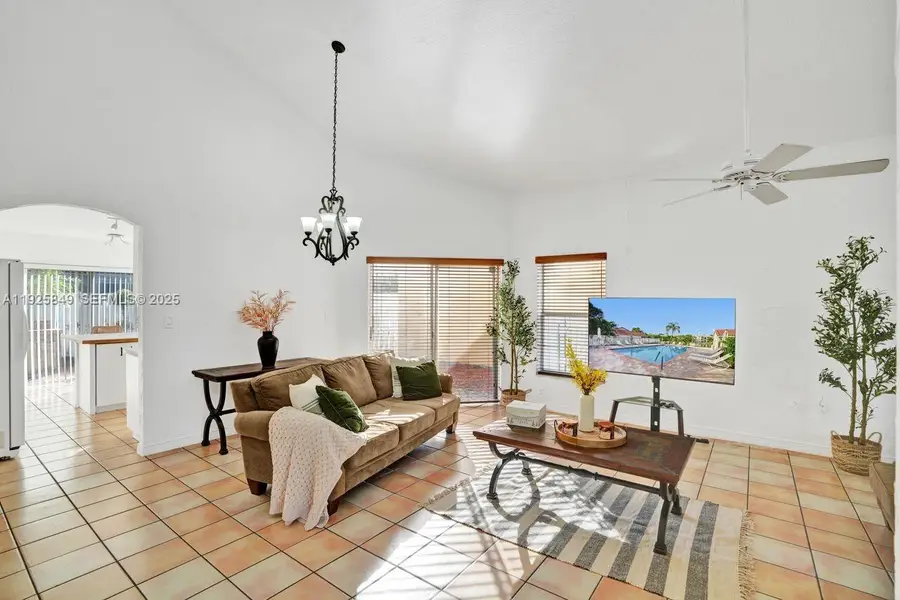 1256 NW 125th Ter, Sunrise, FL 33323 - Image #3