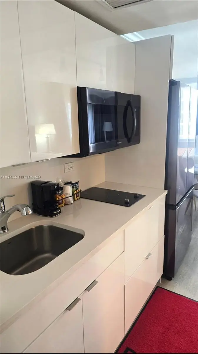 19201 Collins Ave #1126, Sunny Isles Beach, FL 33160 - Image #2