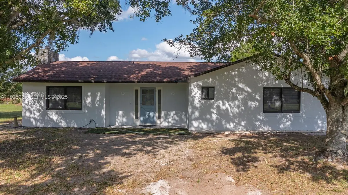 64 Clarice Ct, Venus, FL 33960 - Image #1