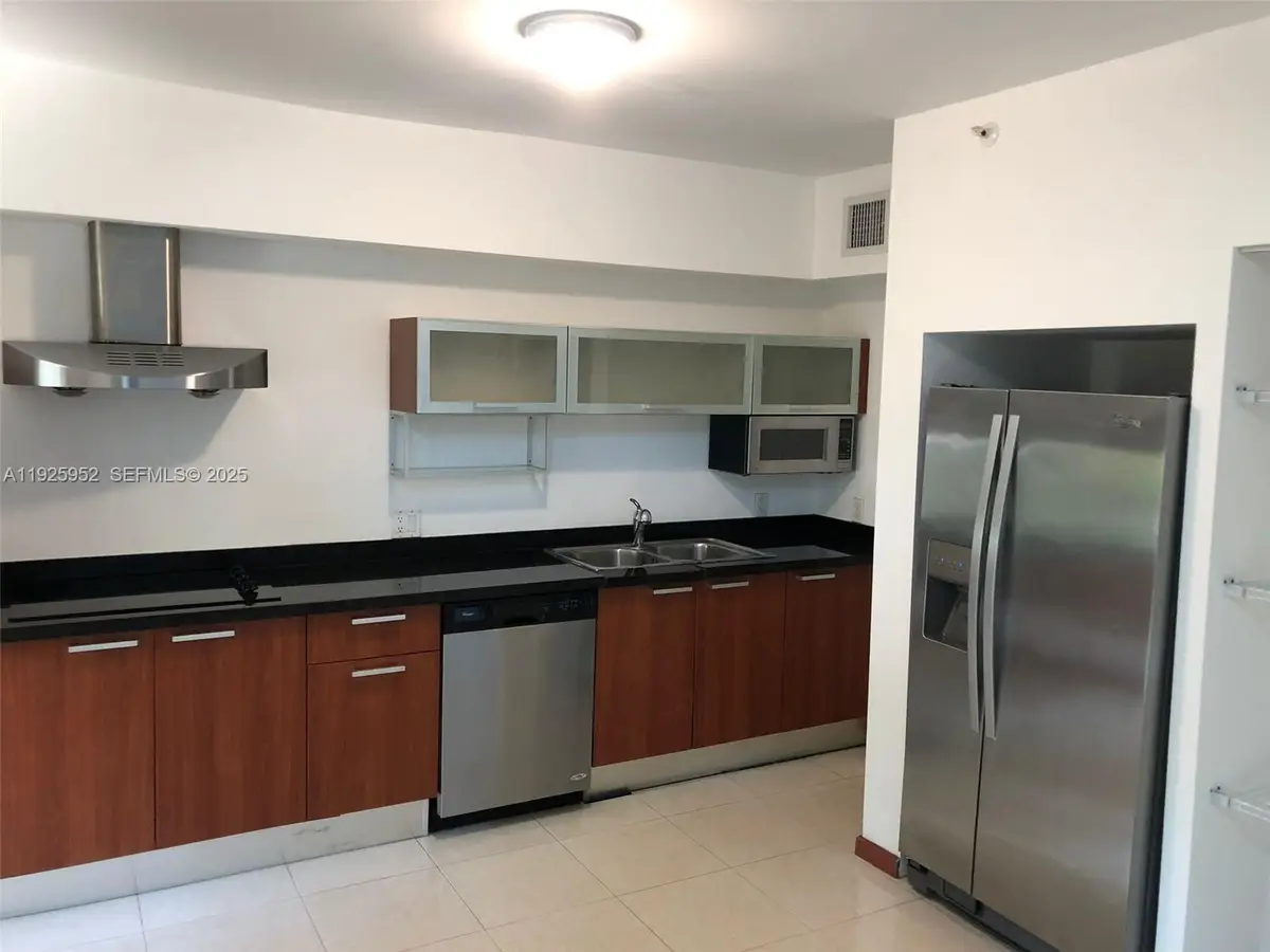 1650 Brickell Ave #111, Miami, FL 33129 - Image #1