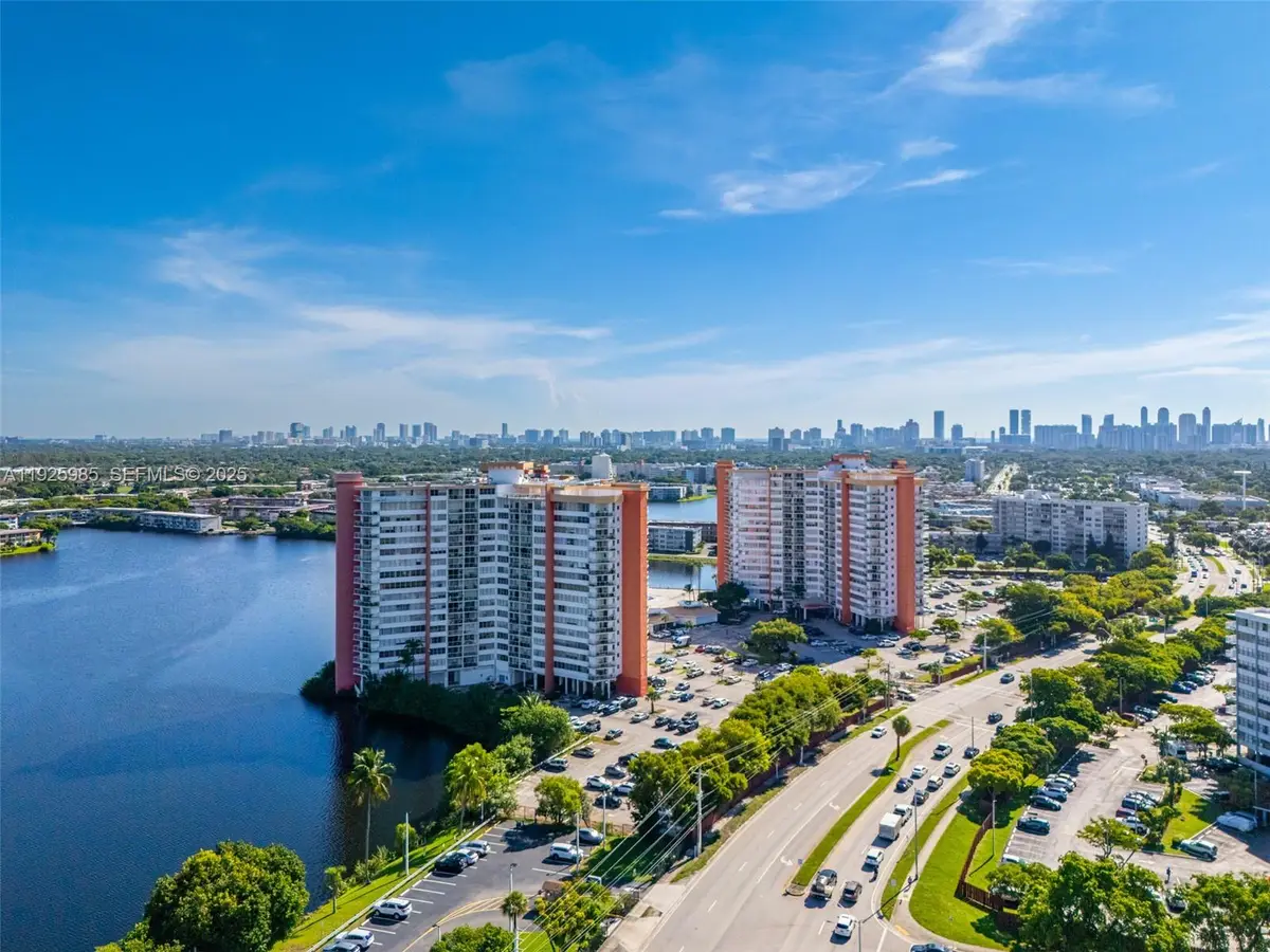 1301 NE Miami Gardens Dr #1523W, Miami, FL 33179 - Image #1