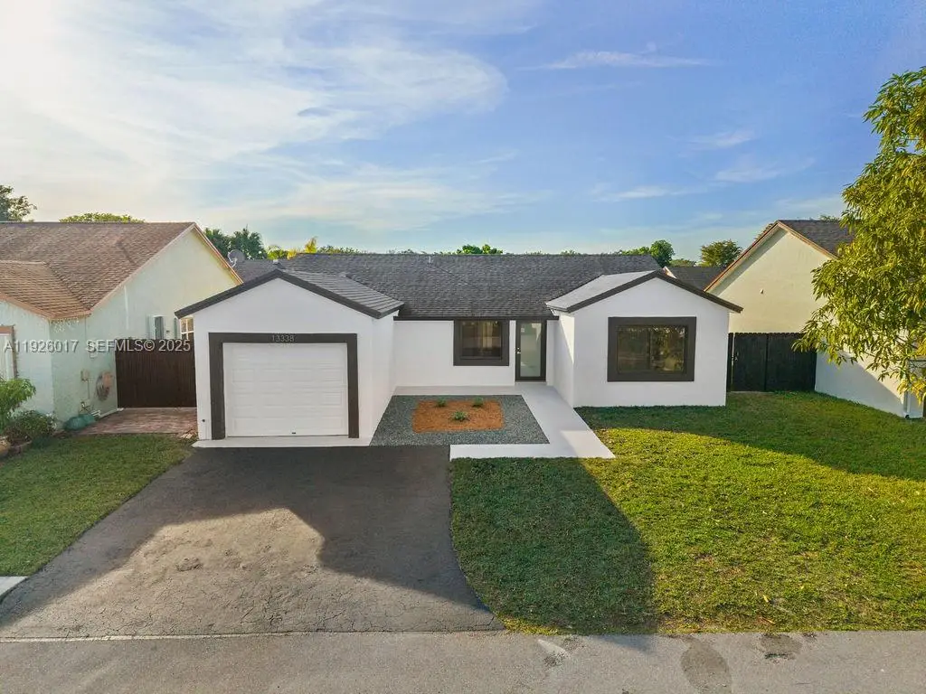 13338 SW 113th Pl, Miami, FL 33176 - Image #1
