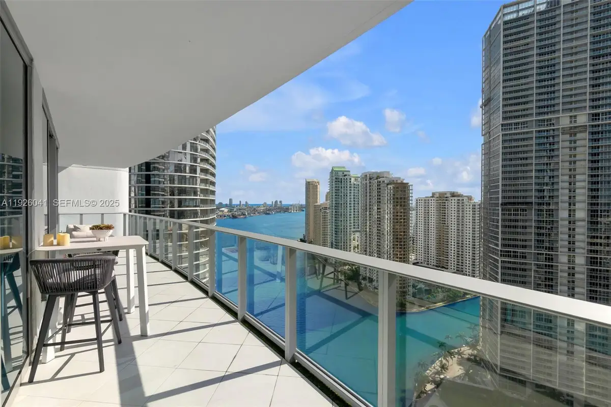 200 Biscayne Boulevard Way #3108, Miami, FL 33131 - Image #1