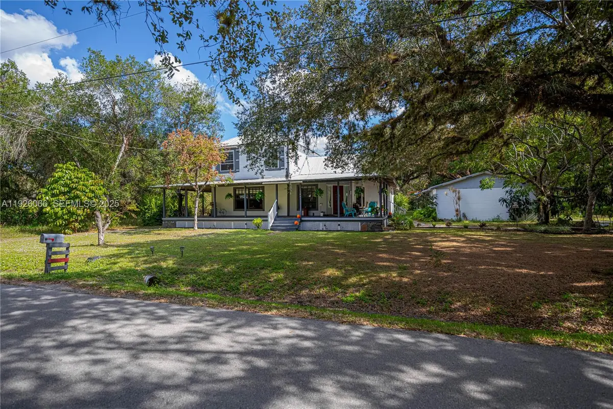 105 S Oak, Labelle, FL 33935 - Image #1