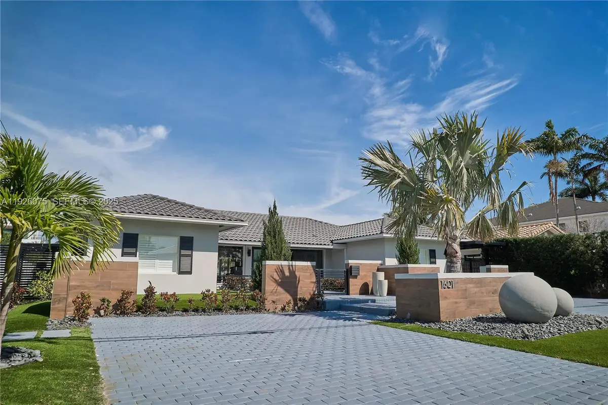 1601 SE 11th St, Fort Lauderdale, FL 33316 - Image #1