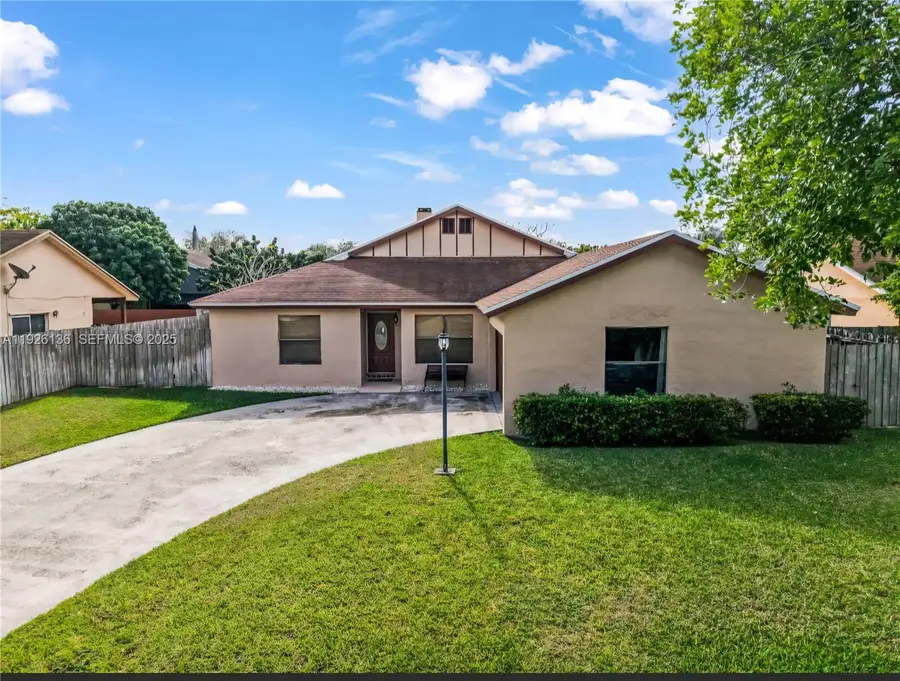 11310 SW 155th St, Miami, FL 33157 - Image #2