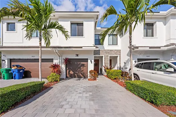 10887 SW 232nd Ter, Homestead, FL 33032