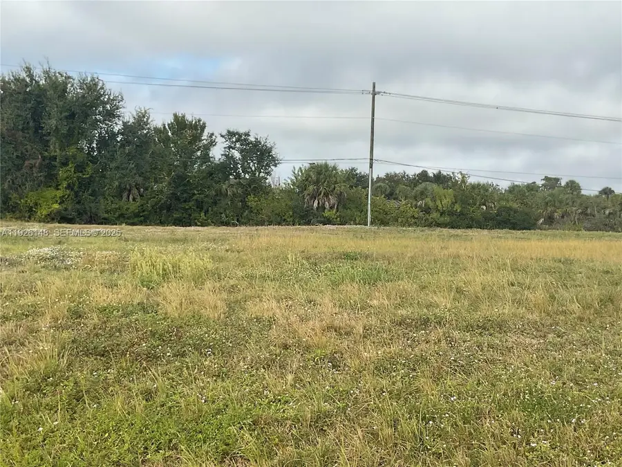 325 Boundary Blvd, Grove City Rotonda, FL 33947 - Image #3