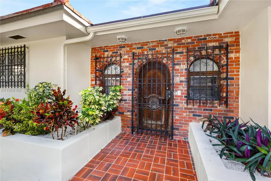 612 Minorca Ave, Coral Gables, FL 33134 - Image #3