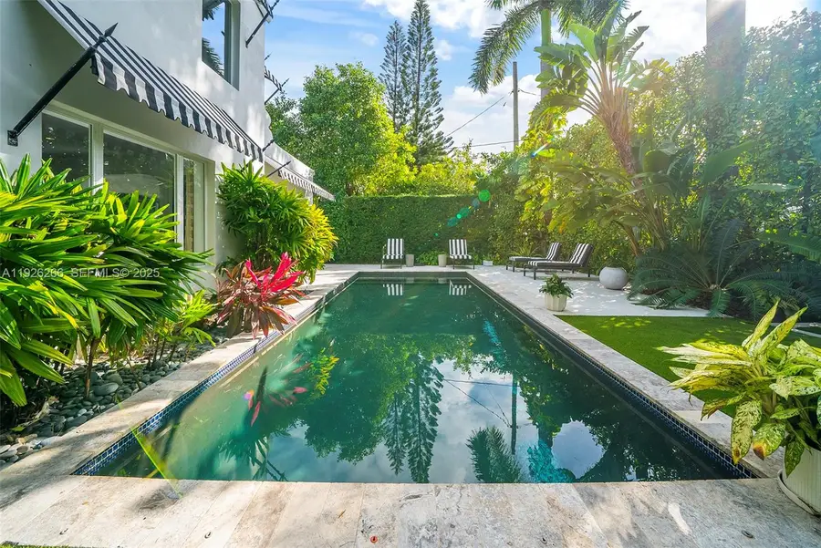 2729 N Bay Rd, Miami Beach, FL 33140 - Image #2