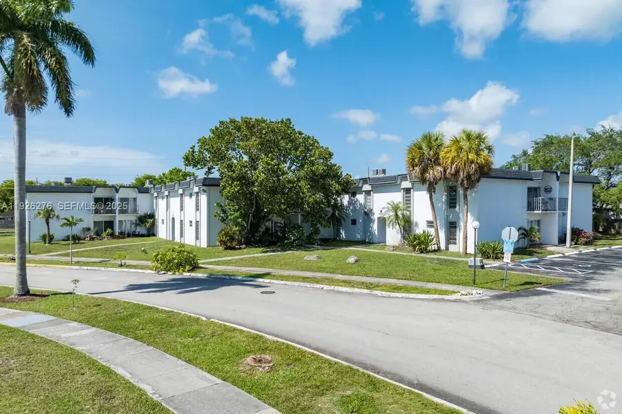 7250 SW 94th Pl #B6, Miami, FL 33173 - Image #2