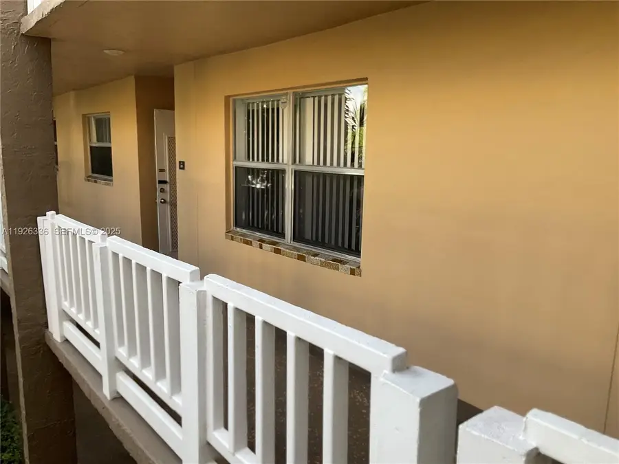 9201 Sunrise Lakes Blvd #205, Sunrise, FL 33322 - Image #2