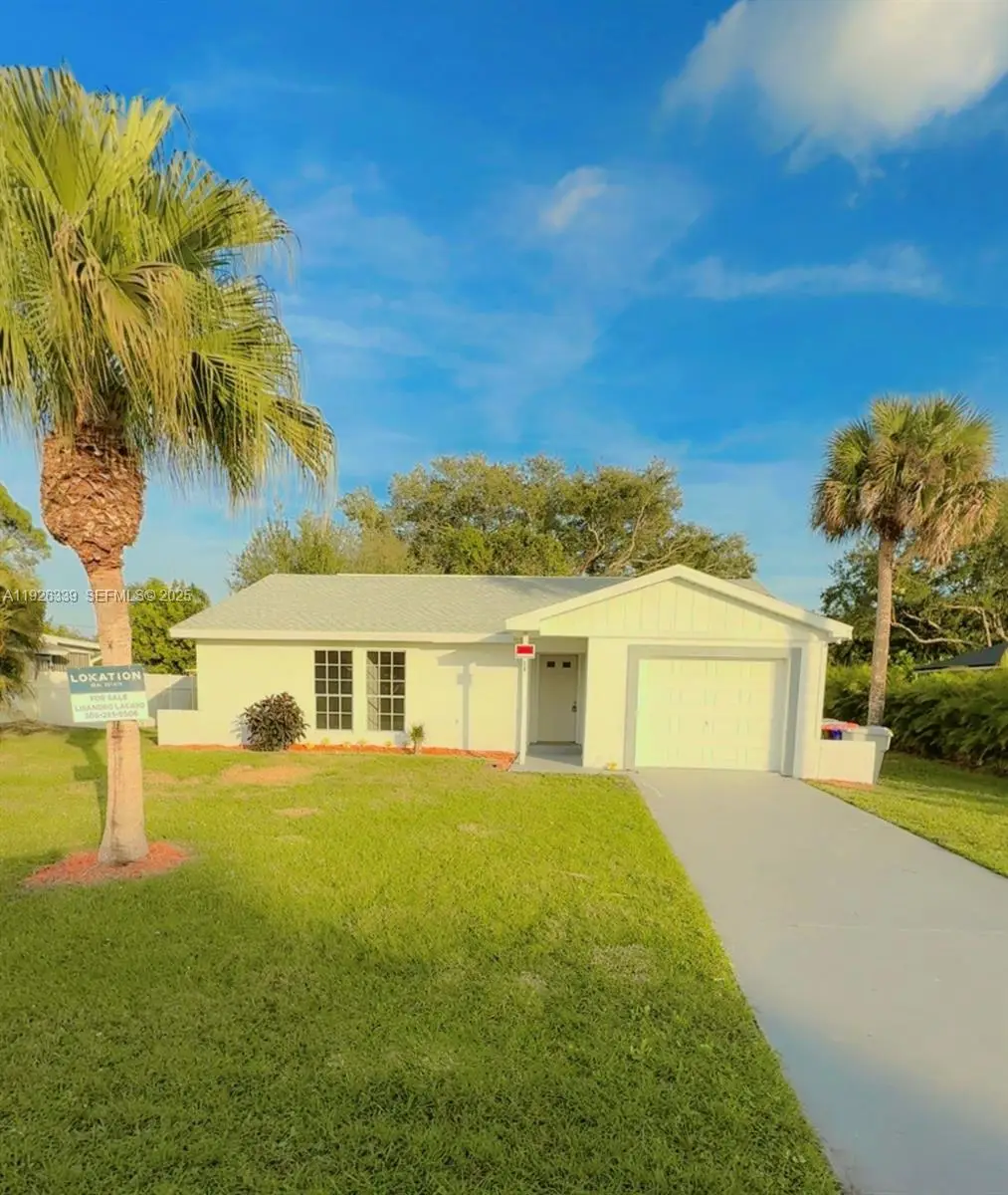 356 18th Ave, Vero Beach, FL 32962 - Image #1