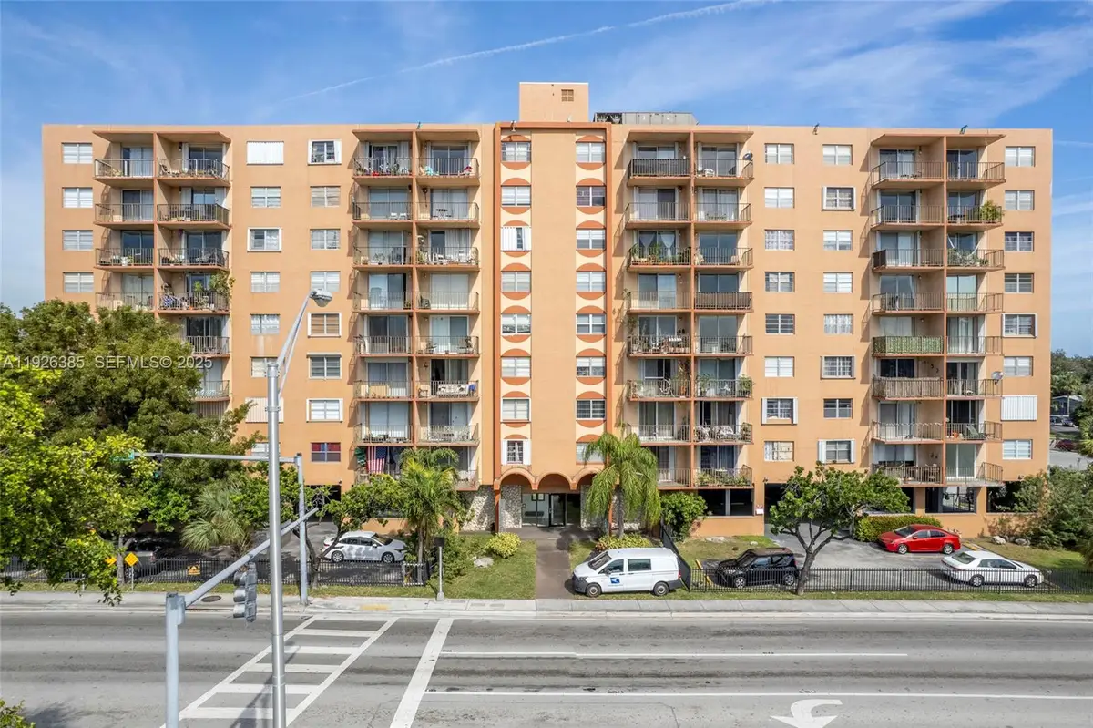 1465 NE 123rd St #PH9, North Miami, FL 33161 - Image #1