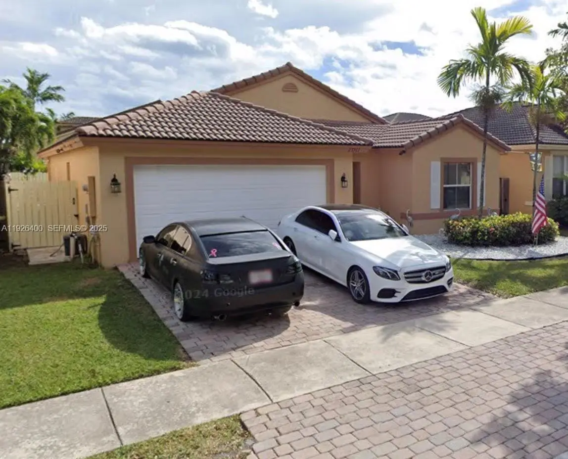 23913 SW 108th Ct, Homestead, FL 33032 - Image #1