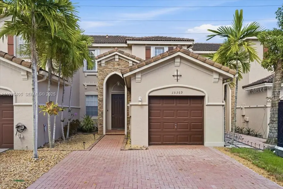15369 SW 8th Ln, Miami, FL 33194 - Image #2