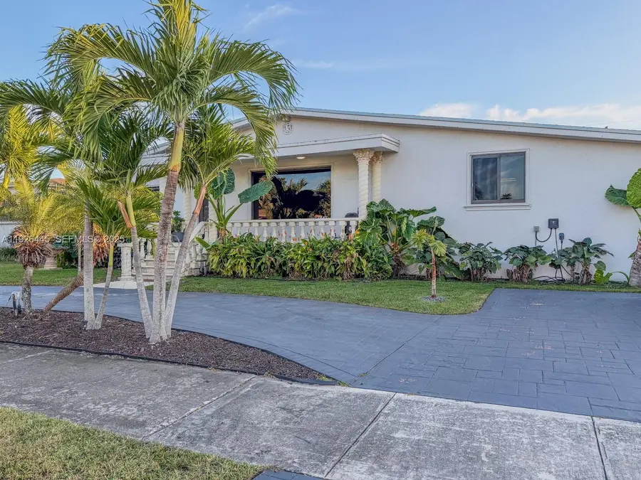 7840 SW 18th Ter, Miami, FL 33155 - Image #2