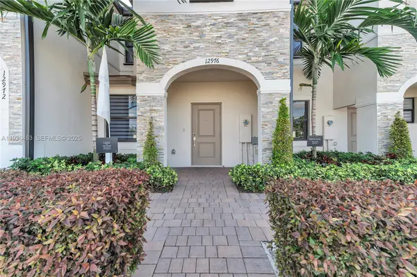 12976 SW 233rd Ter, Homestead, FL 33032