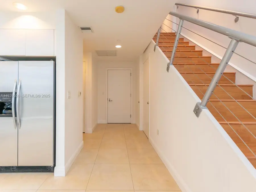 1050 Brickell Ave #606, Miami, FL 33131 - Image #2