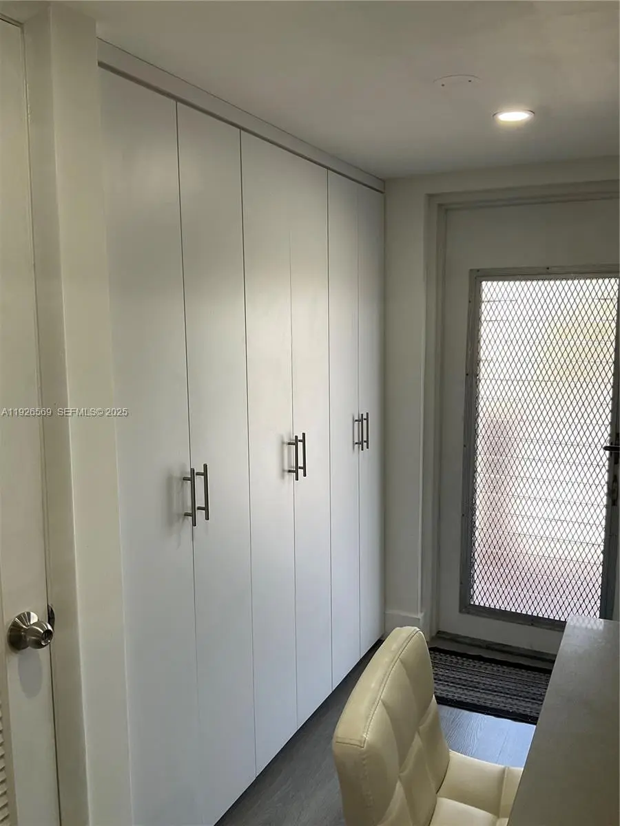 9010 Sunrise Lakes Blvd #304, Sunrise, FL 33322 - Image #3