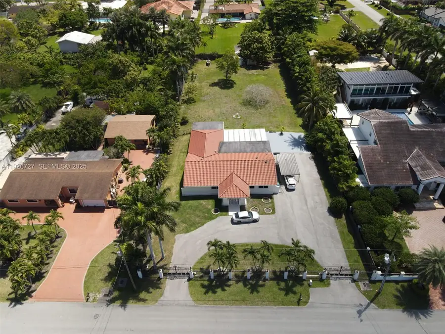 165 SW 130th Ave, Miami, FL 33184 - Image #2