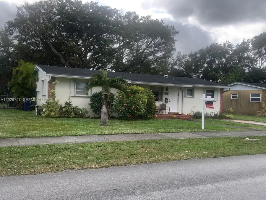 1420 North Dr, Miami, FL 33179 - Image #3