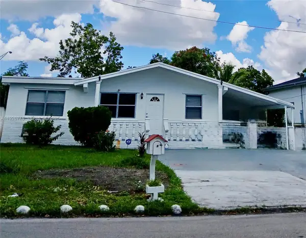 6505 Pines Pkwy, Hollywood, FL 33023