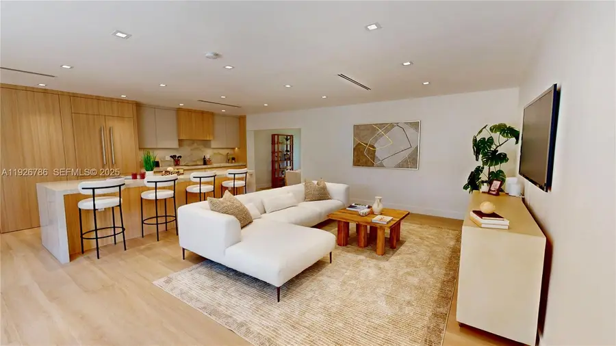 6011 Maynada St, Coral Gables, FL 33146 - Image #3